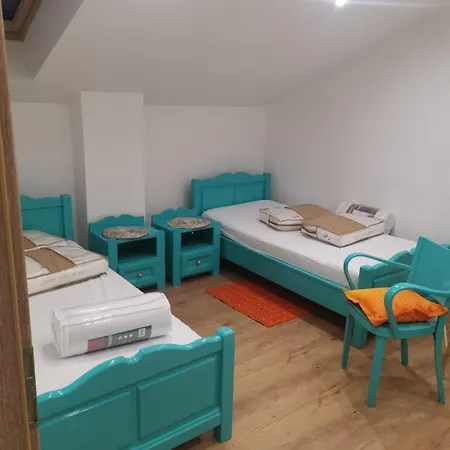 Apartman Emily Cavle Exterior photo